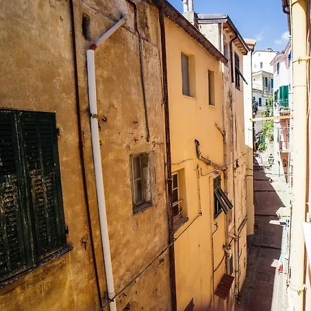 Costiglioli & Elegant Duplex