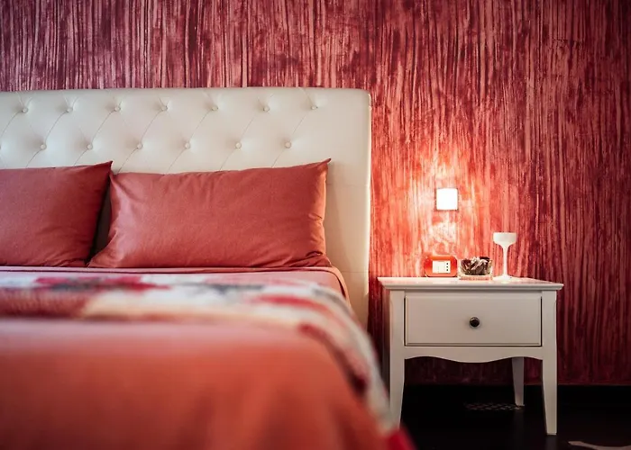 Guesthost - Costiglioli & Elegant Duplex