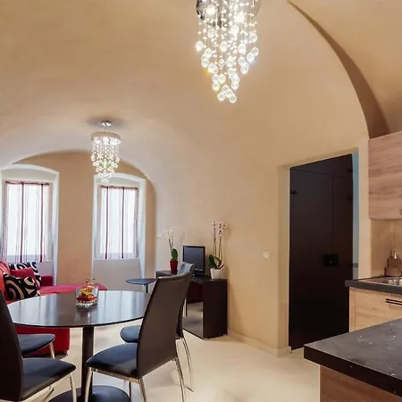 Costiglioli Central&elegant Duplex *